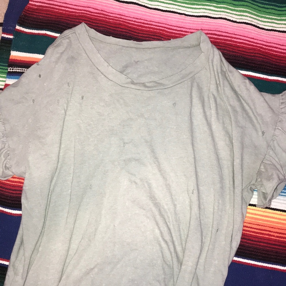 american eagle flowy shirt